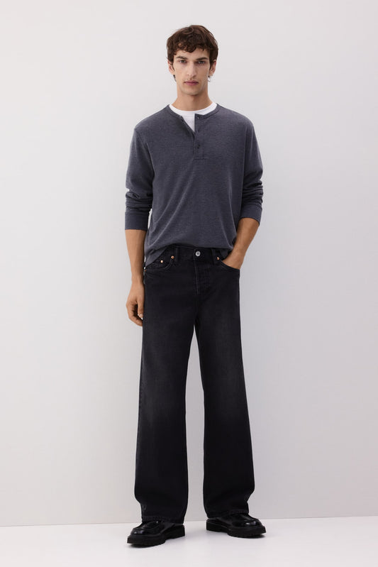 Raven Straight Fit Jeans